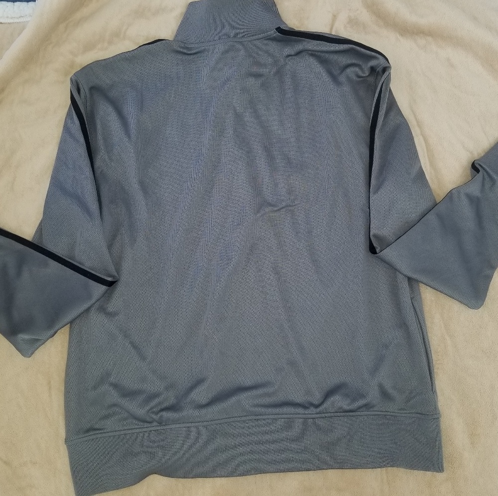 Sweater - Picture 2 of 3